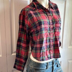 NEW American Eagle button down crop top. Size small. Create a bundle and save!